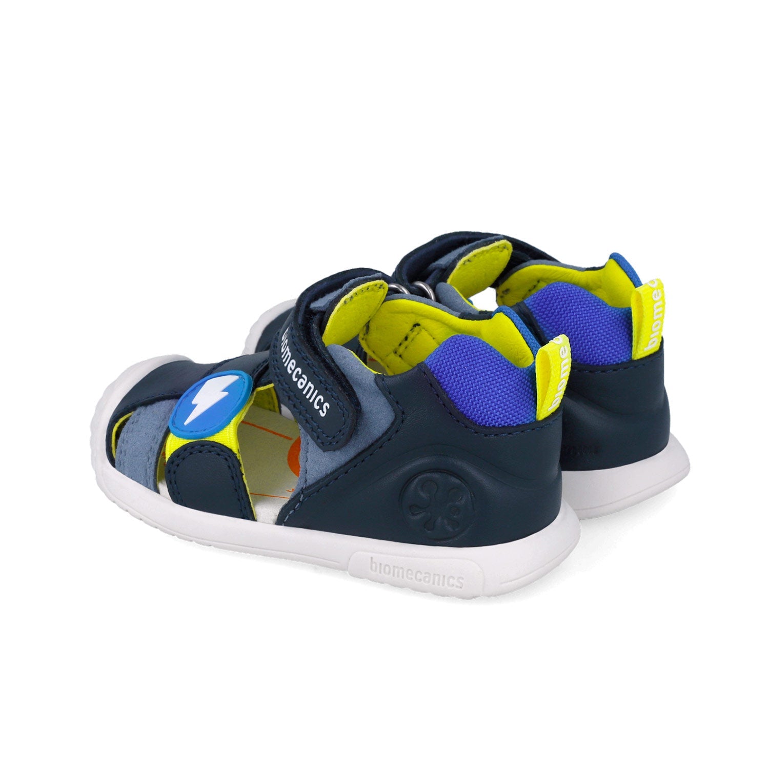 BIOMECANICS SANDALIA PARA NIÑO CORTE Y PISO SINTETICO 252125A183