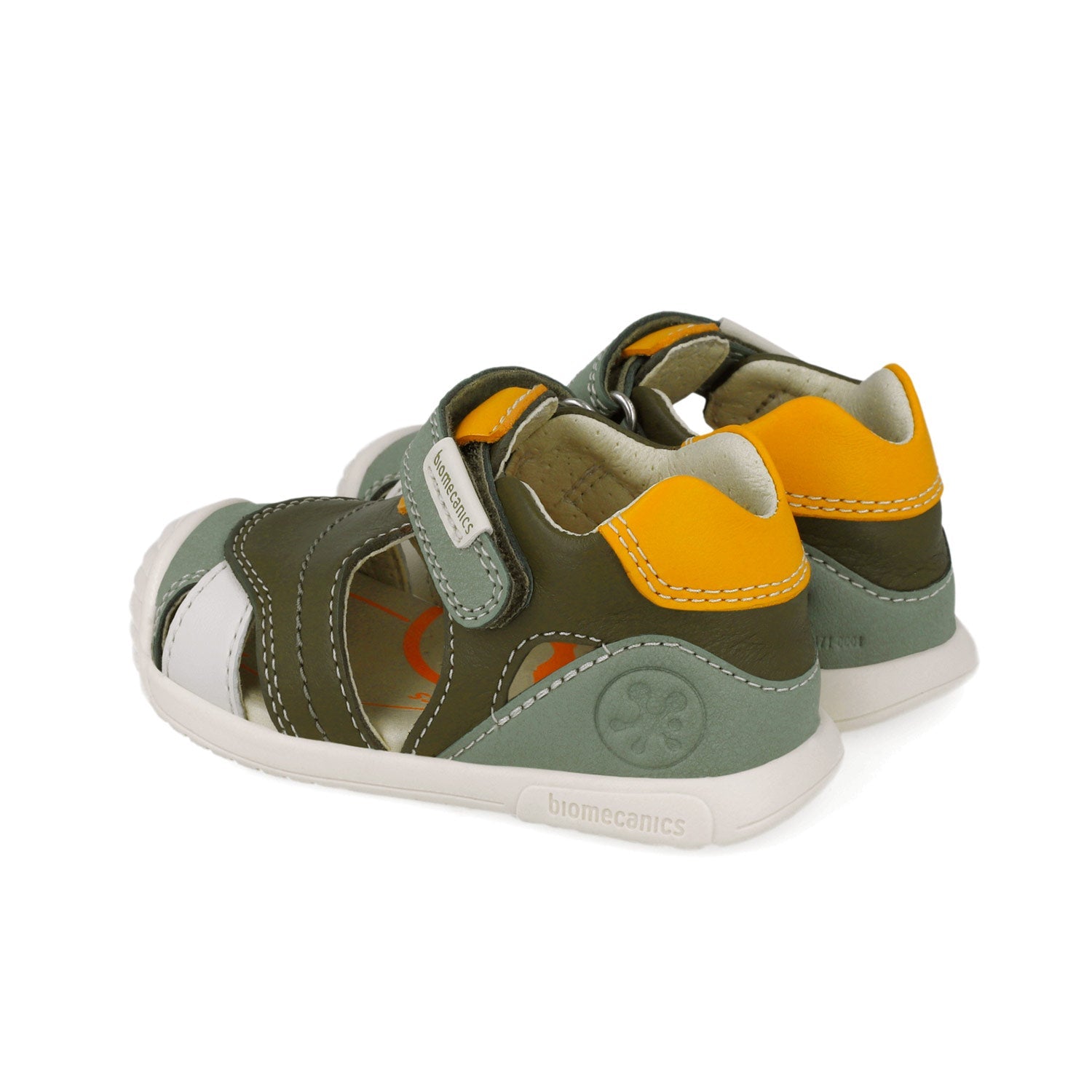 BIOMECANICS SANDALIA PARA NIÑO CORTE DE PIEL Y PISO SINTETICO 252126B788