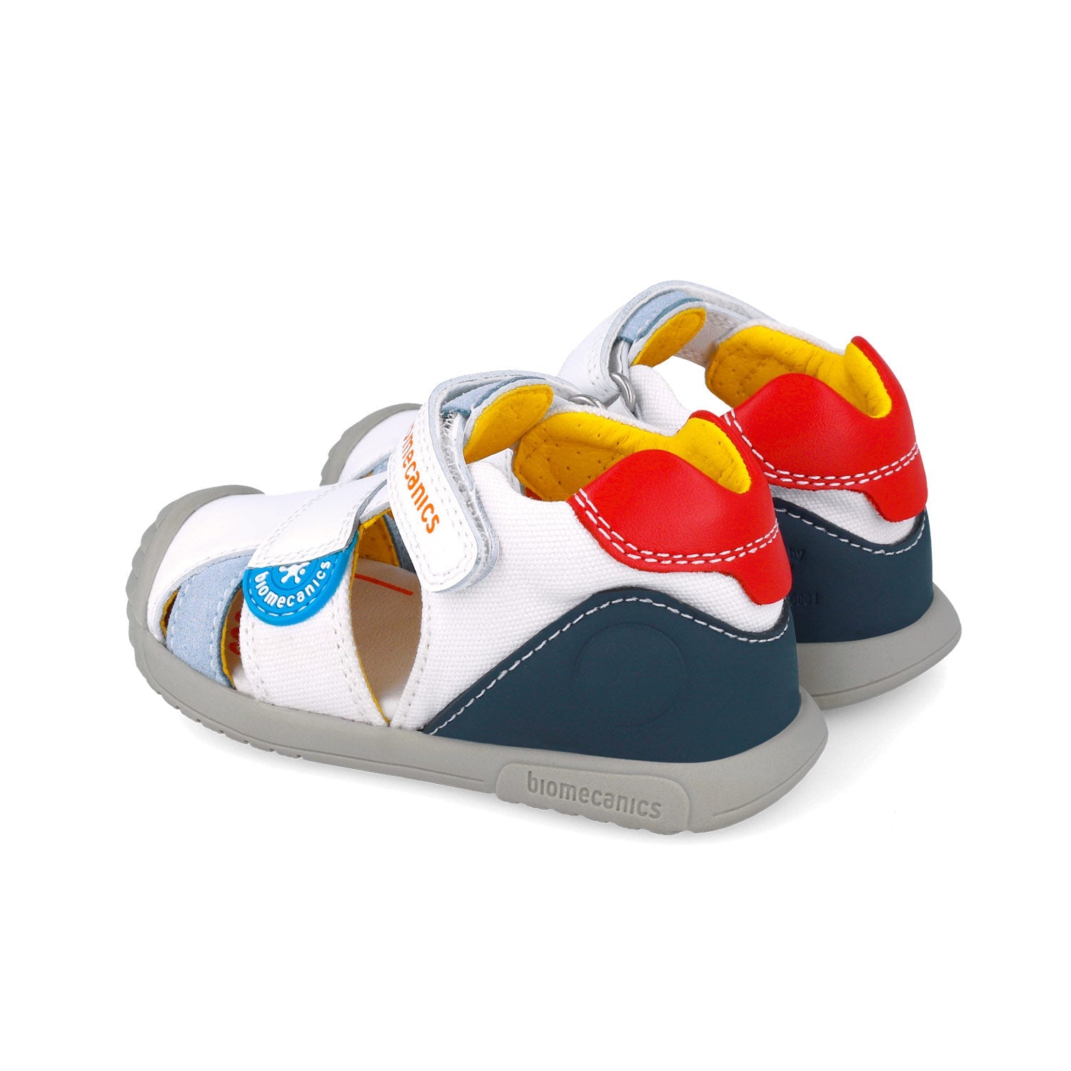 BIOMECANICS SANDALIA PARA NIÑO CORTE Y PISO SINTETICO 252127C050