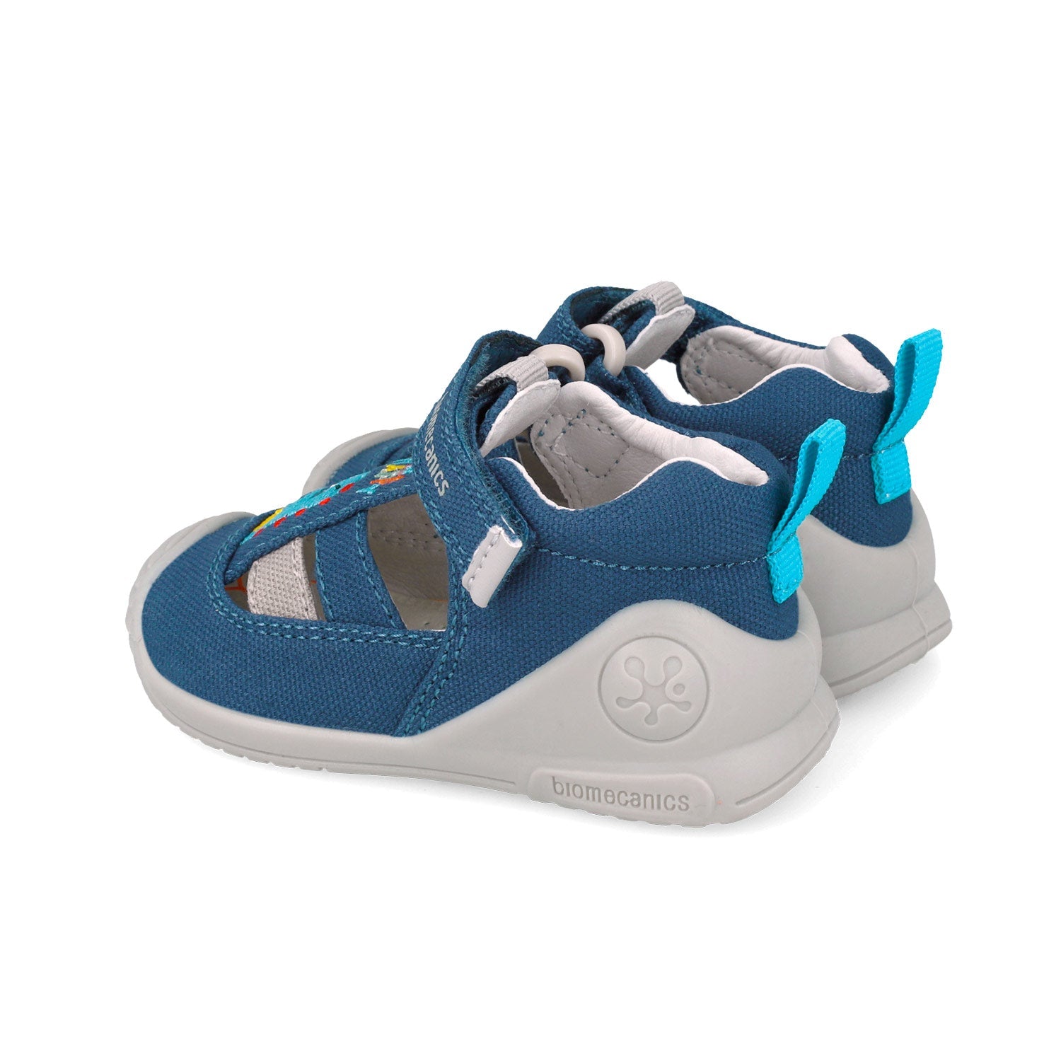 BIOMECANICS CALZADO PARA NIÑO-SEÑORA-CABALLERO CORTE TEXTIL Y PISO SINTETICO 252177A556