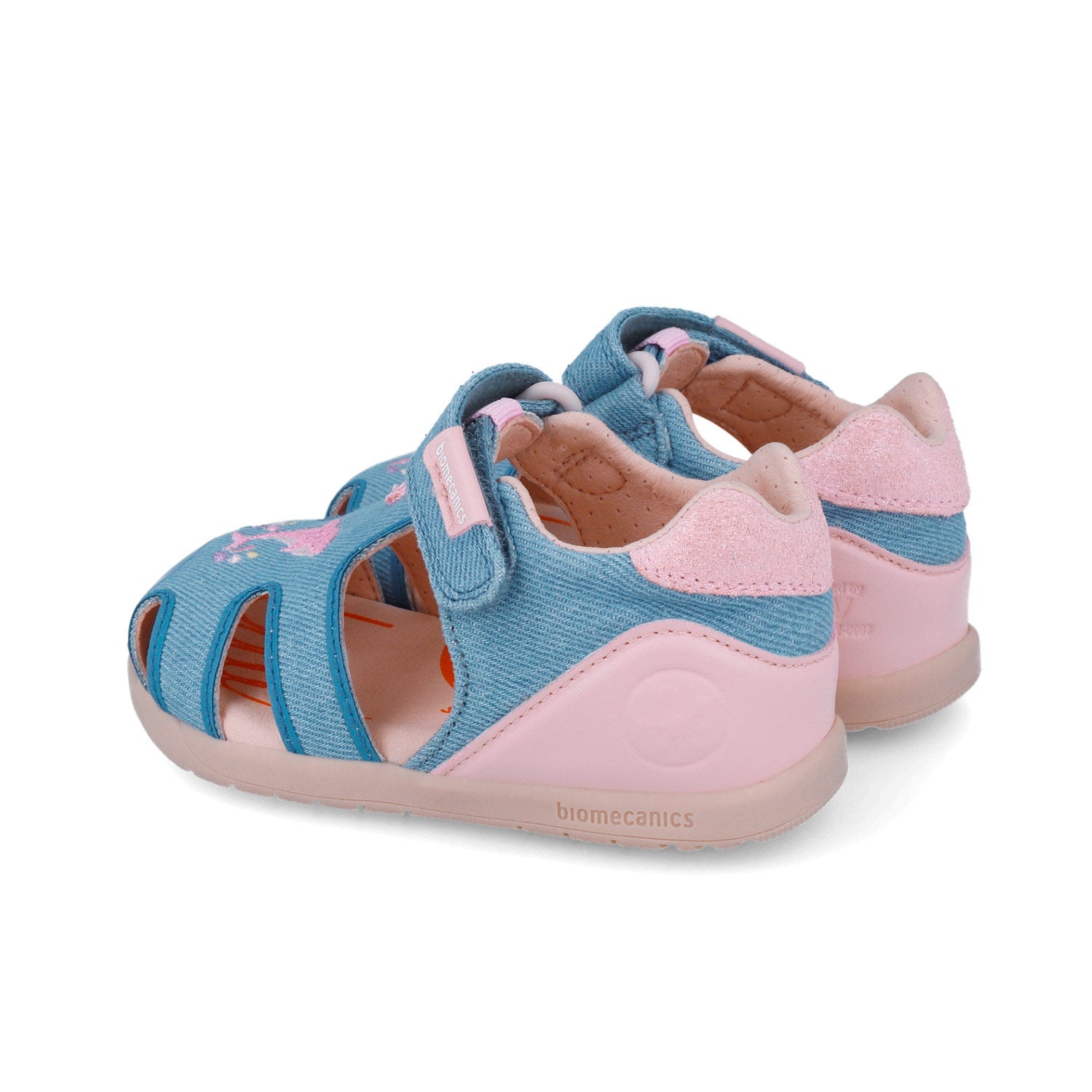 BIOMECANICS CALZADO PARA NIÑO-SEÑORA-CABALLERO CORTE TEXTIL Y PISO SINTETICO 252191A371