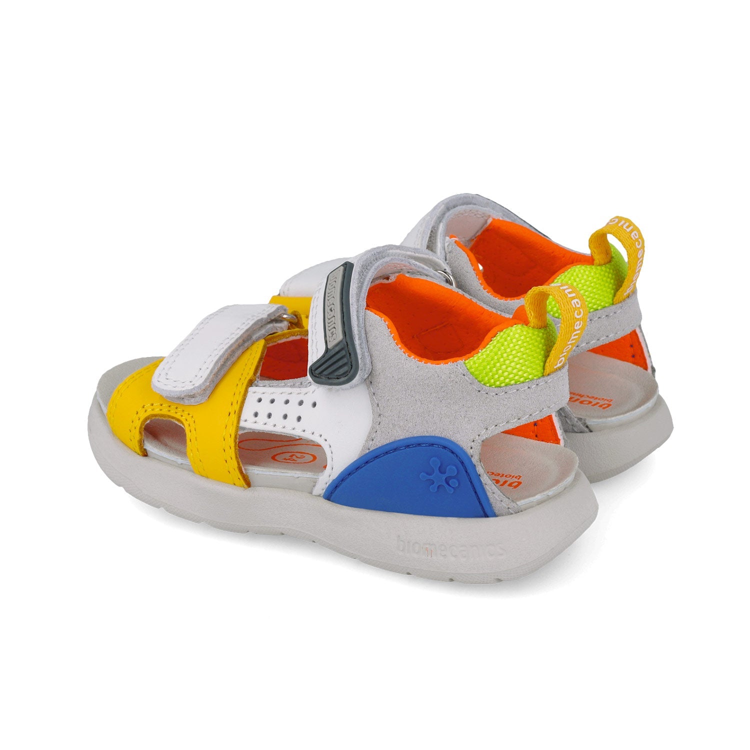 BIOMECANICS SANDALIA PARA NIÑO CORTE DE PIEL Y PISO SINTETICO 252218C696